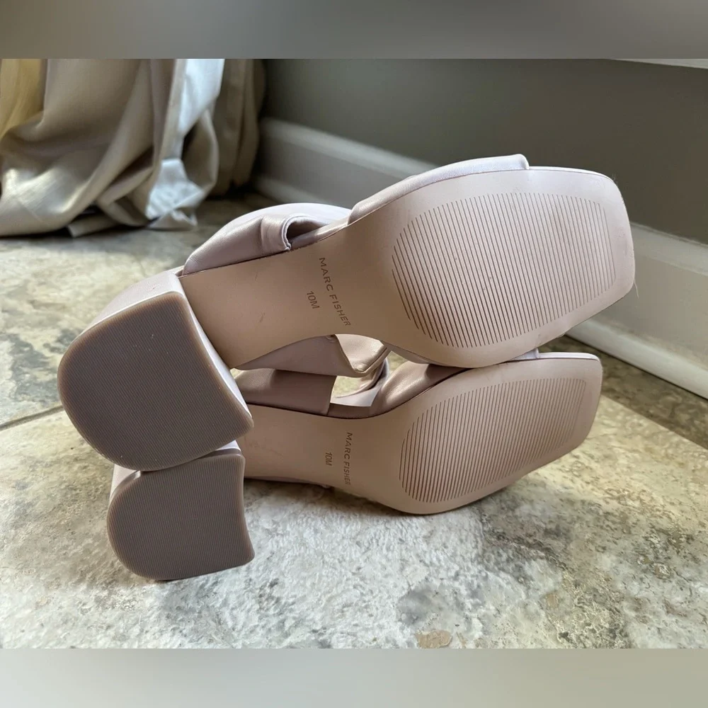 Marc Fisher brand new